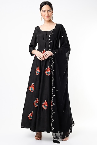Black Embroidered Anarkali Set by Shilpa Poddar