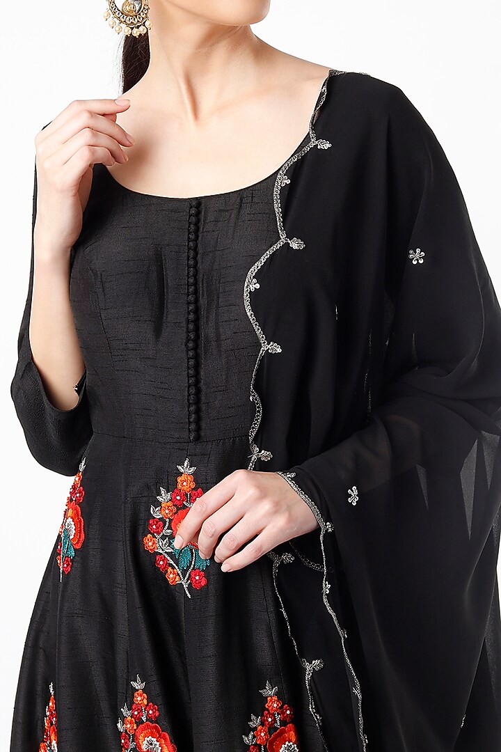 Black Embroidered Wedding Anarkali Set by Shilpa Poddar at Pernia's Pop Up Shop