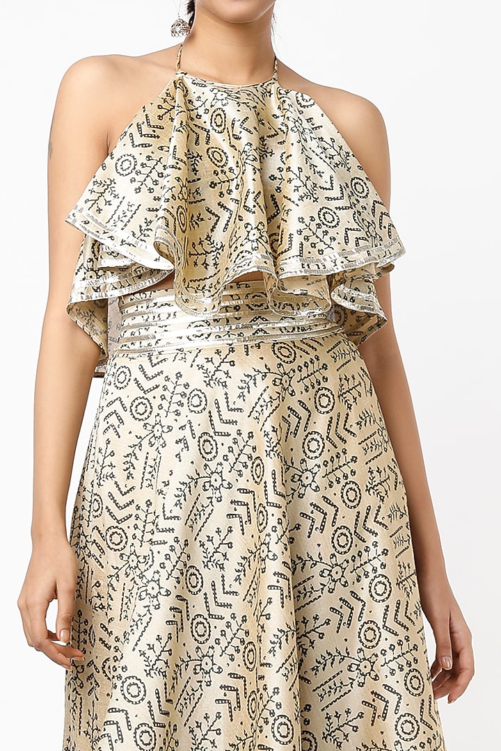 Beige Embroidered Skirt Set by Shilpa Poddar at Pernia's Pop Up Shop