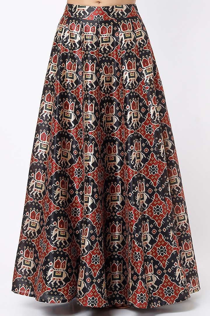 Black Printed Wedding Lehenga Set by Shilpa Poddar at Pernia's Pop Up Shop