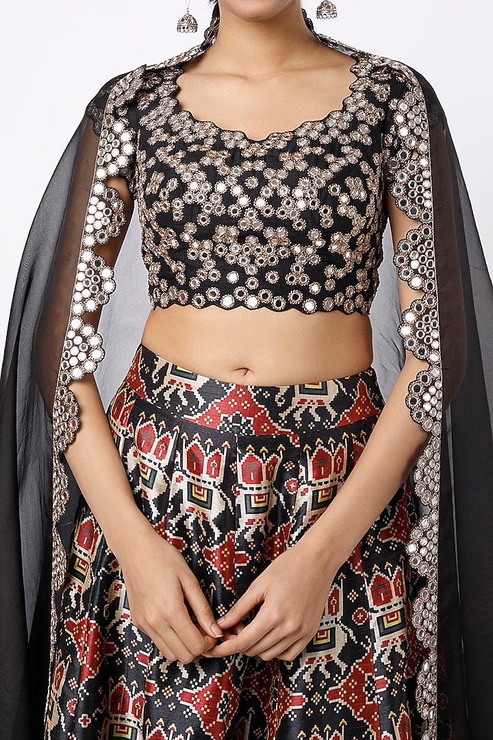 Black Printed Wedding Lehenga Set by Shilpa Poddar at Pernia's Pop Up Shop