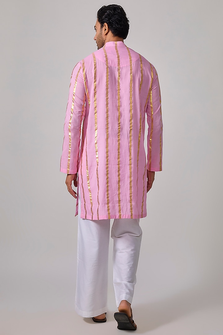 Pink Cotton Lurex Zari Striped Kurta Set by Sharad raghav men at Pernia's Pop Up Shop