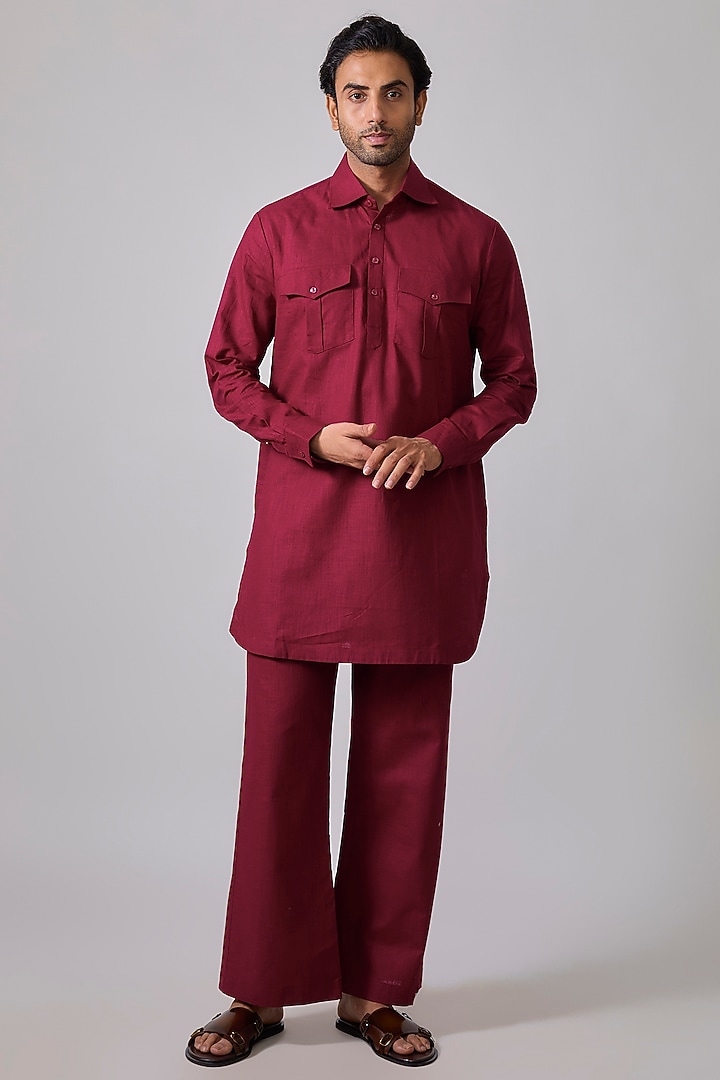Maroon Linen Cotton Kurta Set by Sharad raghav men at Pernia's Pop Up Shop