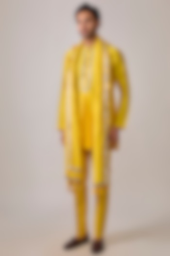 Yellow Silk Gota Embroidered Kurta Set by sharad raghav men at Pernia's Pop Up Shop