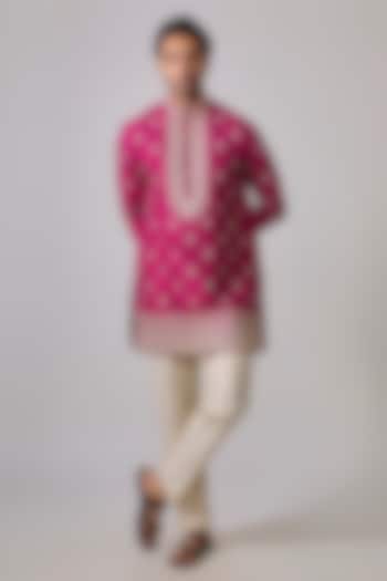  Fuchsia Pink Silk Zardosi Embroidered Short Kurta Set by Sharad raghav men at Pernia's Pop Up Shop