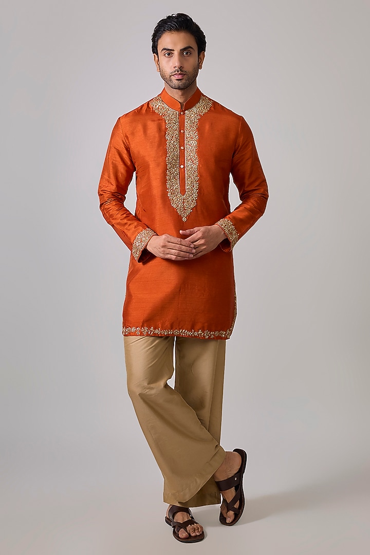  Rustic Orange Silk Zardosi Embroidered Short Kurta Set by Sharad raghav men at Pernia's Pop Up Shop
