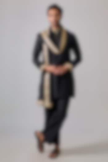 Black Cotton Kurta Set by Sharad raghav men at Pernia's Pop Up Shop