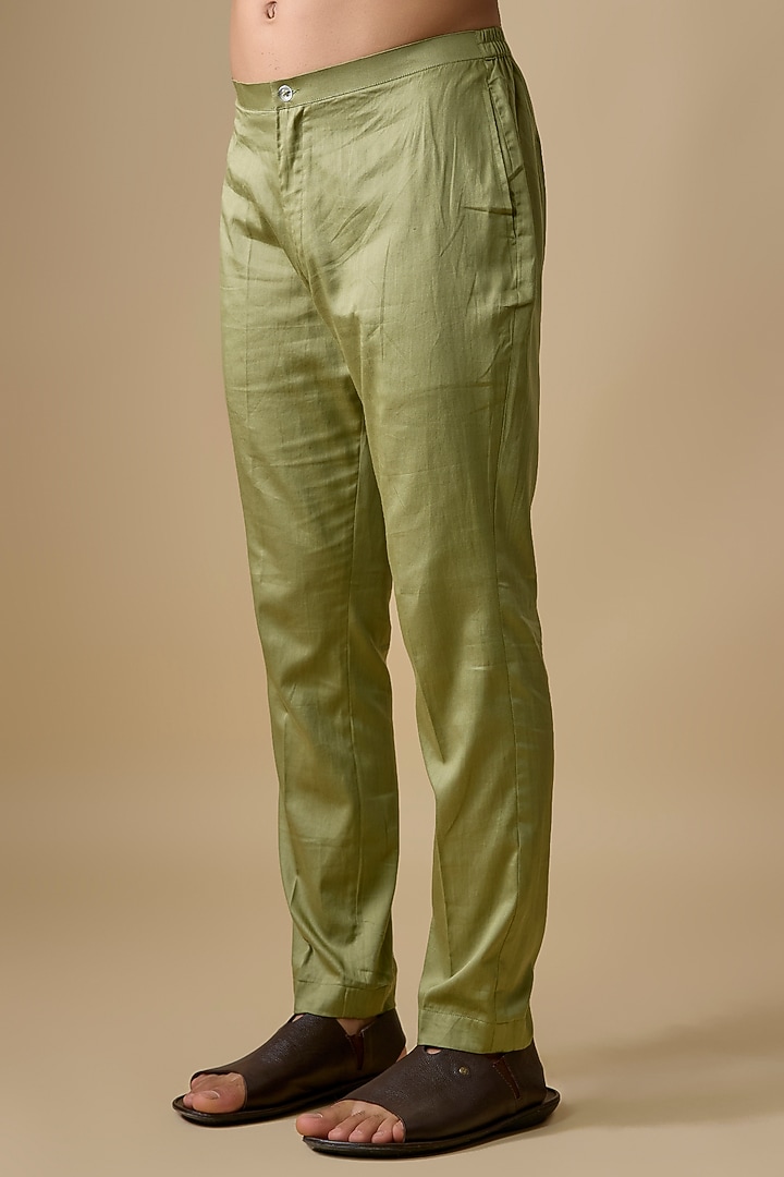 Pistachio Green Linen Silk Kurta Set by Sharad Raghav men at Pernia's Pop Up Shop