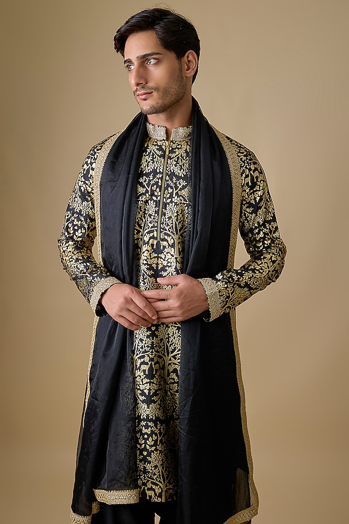 Black Silk Foil Printed Kurta Set by Sharad Raghav men at Pernia's Pop Up Shop
