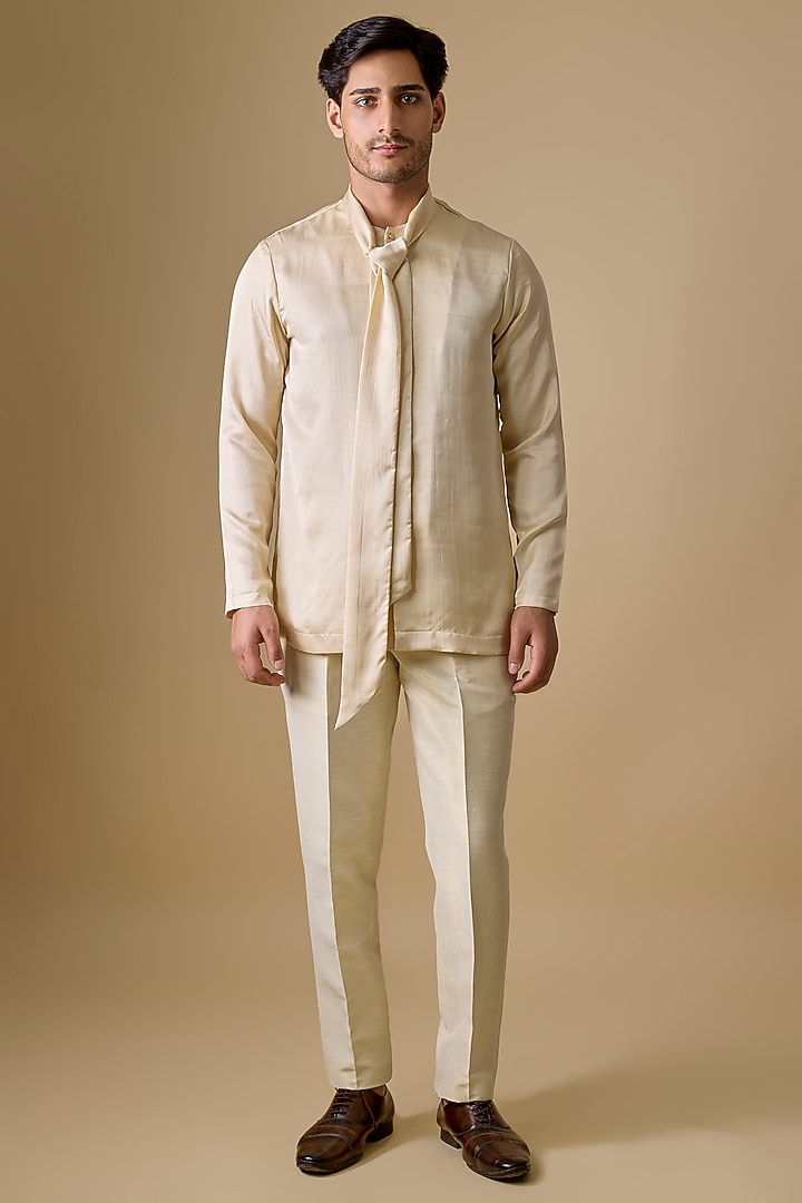 Ivory Banarasi Silk Pearl & Cutdana Embroidered Wedding Bandhgala Set by Sharad Raghav men at Pernia's Pop Up Shop