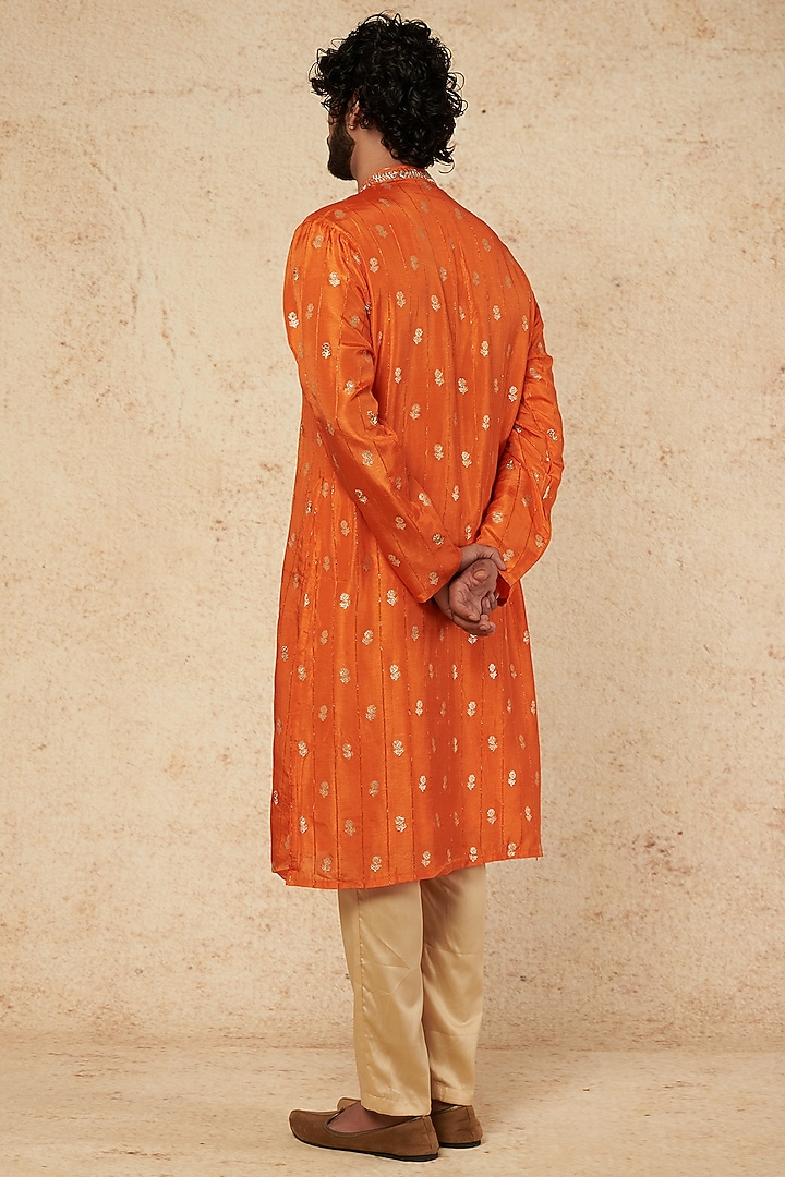 Orange Embroidered Kurta Set by sharad raghav men at Pernia's Pop Up Shop