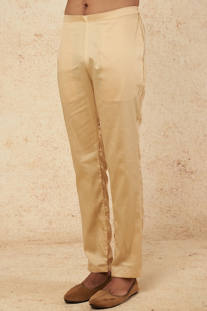 Orange Embroidered Kurta Set by sharad raghav men at Pernia's Pop Up Shop