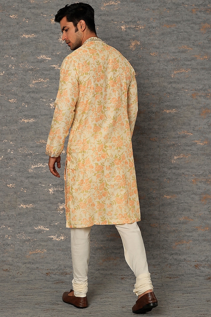 Peach Silk Chanderi Floral Printed & Gota Patti Embroidered Kurta Set by sharad raghav men at Pernia's Pop Up Shop