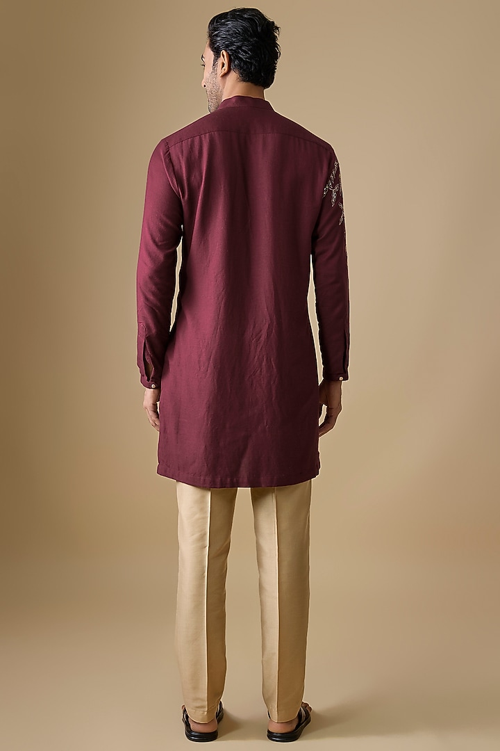 Plum Linen Silk Zari Embroidered Kurta Set by Sharad Raghav men at Pernia's Pop Up Shop