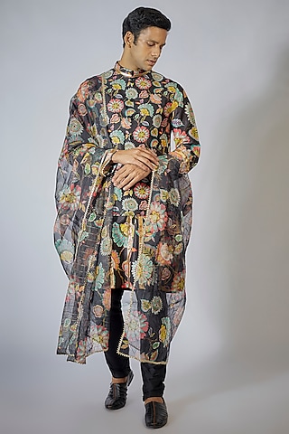 Black Flat Silk Floral Printed Bundi Set by Sharad raghav men