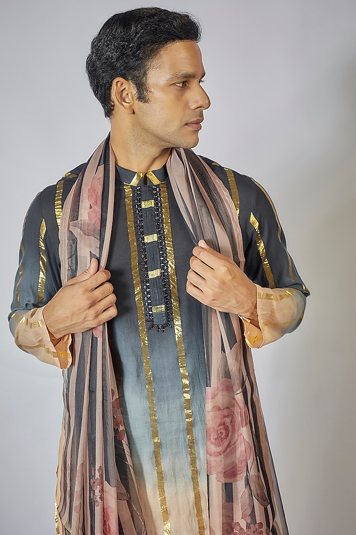 Black Cotton Mirror Embroidered & Tie-Dye Printed Kurta Set by Sharad raghav men at Pernia's Pop Up Shop