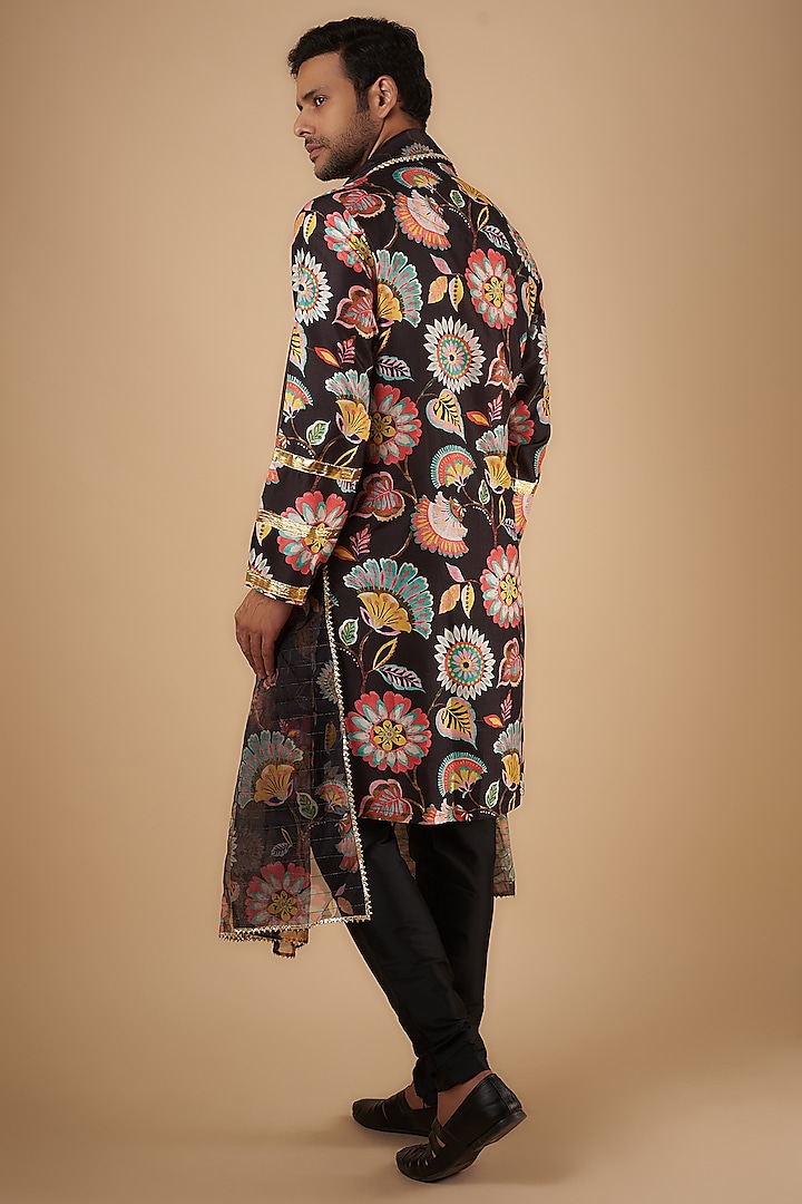 Black Flat Silk Floral Digital Printed Kurta Set by Sharad raghav men at Pernia's Pop Up Shop