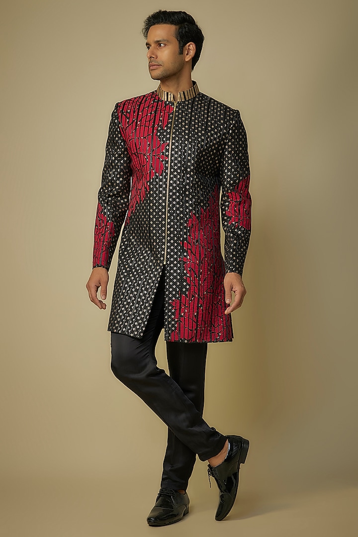 Black Banarasi Brocade Applique Work Indowestern Set by sharad raghav men