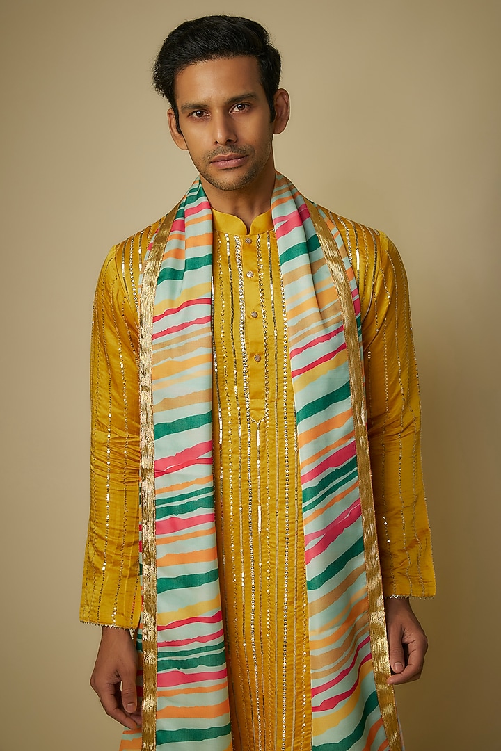 Yellow Linen Silk Hand Embroidered Kurta Set by sharad raghav men at Pernia's Pop Up Shop