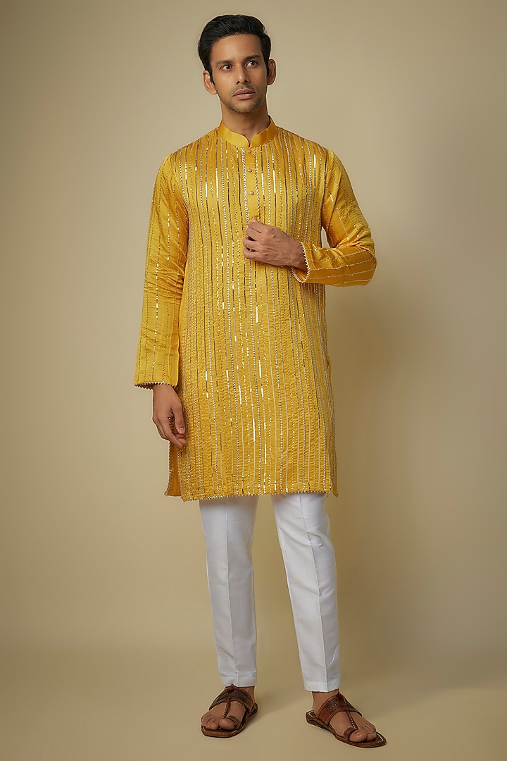 Yellow Linen Silk Hand Embroidered Kurta Set by sharad raghav men at Pernia's Pop Up Shop