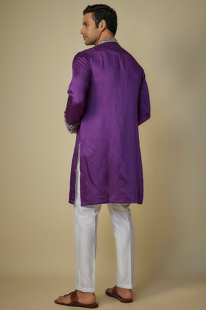 Purple Linen Silk Hand Embroidered Kurta Set by Sharad Raghav men at Pernia's Pop Up Shop