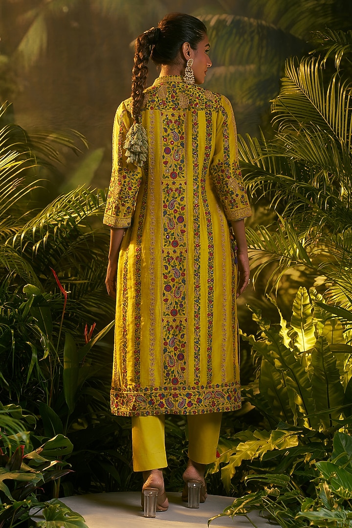 Mustard Linen Silk Resham Embroidered Kurta Set by SHRADDHA RAMBHIA at Pernia's Pop Up Shop
