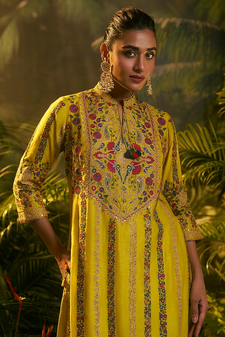Mustard Linen Silk Resham Embroidered Kurta Set by SHRADDHA RAMBHIA at Pernia's Pop Up Shop