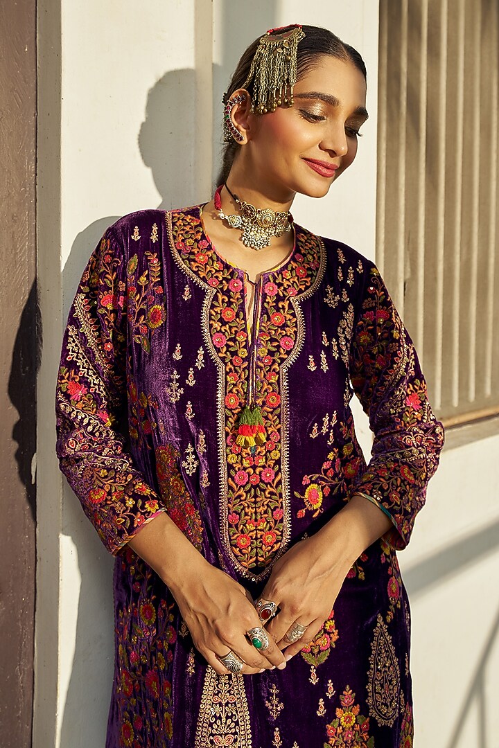 Purple Linen Silk Resham Embroidered Kurta Set by SHRADDHA RAMBHIA at Pernia's Pop Up Shop