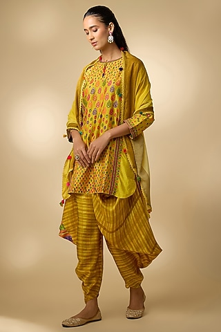 Yellow Slub Silk Printed Dhoti Set by SHRADDHA RAMBHIA