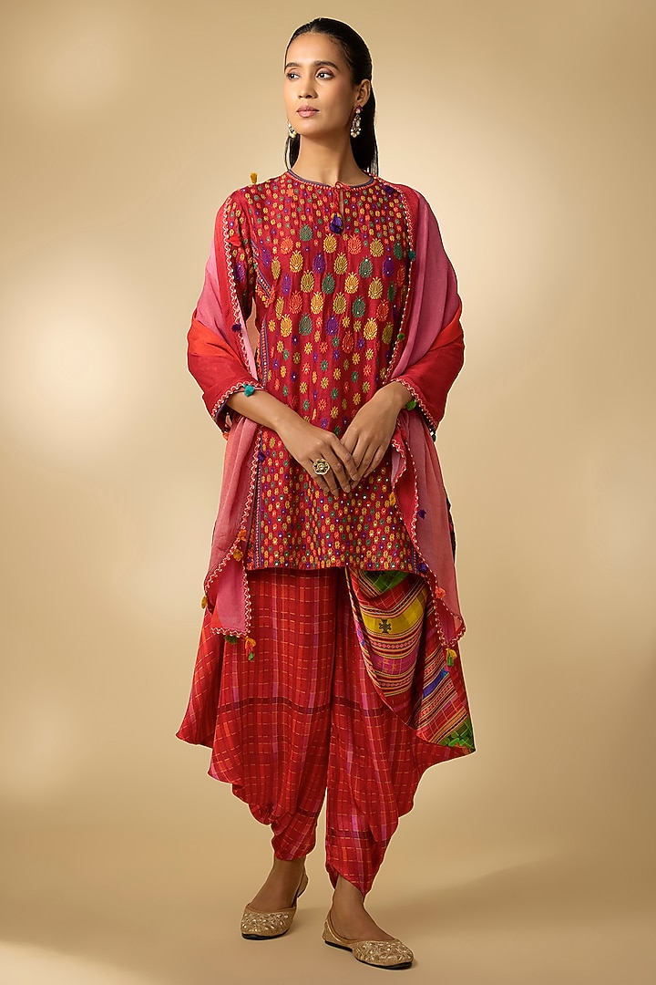 Red Slub Silk Printed Dhoti Set by SHRADDHA RAMBHIA at Pernia's Pop Up Shop