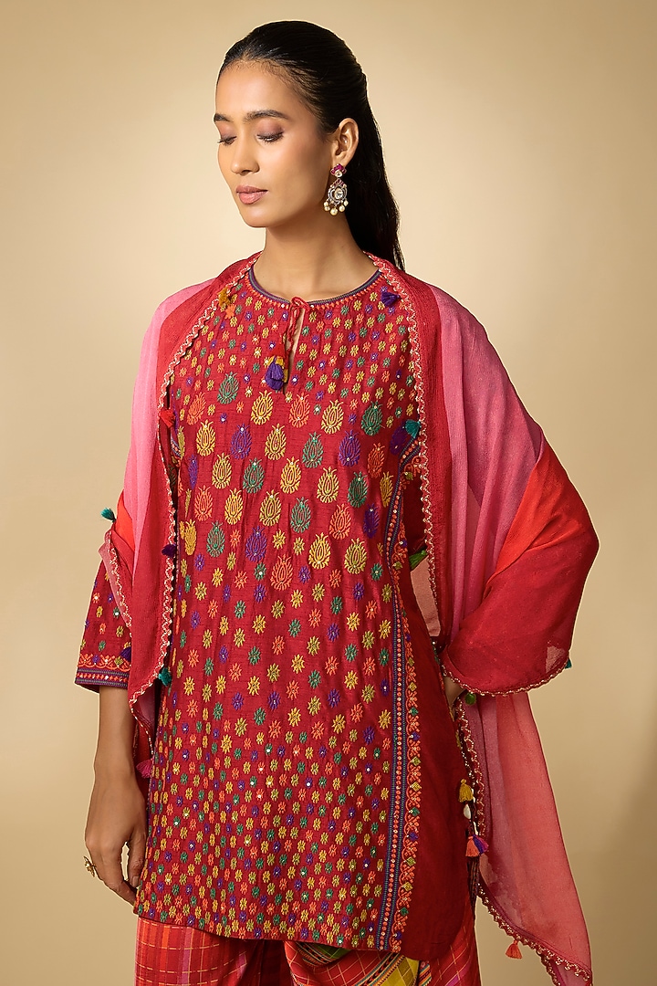 Red Slub Silk Printed Dhoti Set by SHRADDHA RAMBHIA at Pernia's Pop Up Shop