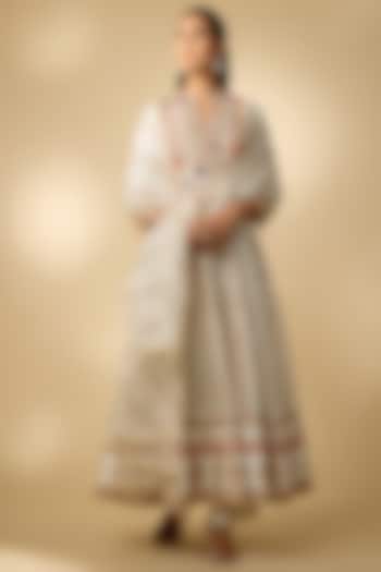 Ivory Vegan Silk Hand Embellished Wedding Anarkali Set by SHRADDHA RAMBHIA at Pernia's Pop Up Shop