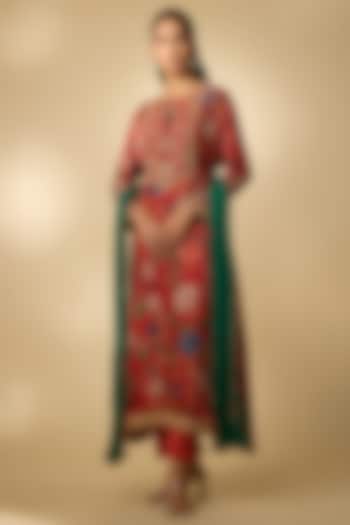 Red Gajji Silk Printed Kurta Set by SHRADDHA RAMBHIA at Pernia's Pop Up Shop