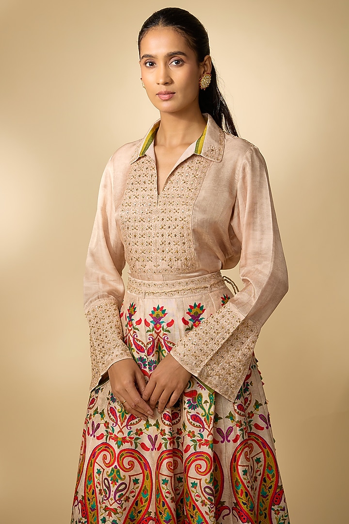 Beige Gajji Silk Paisley Printed Lehenga Set by SHRADDHA RAMBHIA at Pernia's Pop Up Shop