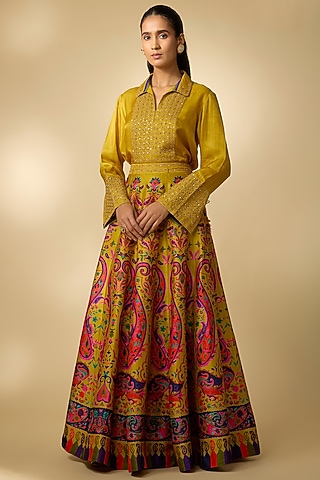 chinese dress ladies Buy Rajasthani Rajputi Poshak Mirror Gota Work Dress With Cotton Odhni For Women  Rajasthani Lehenga Choli Color (Blackpeach). at Amazon.in main image 0