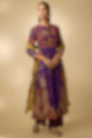 Purple Linen Silk Resham Embroidered Kurta Set by SHRADDHA RAMBHIA at Pernia's Pop Up Shop