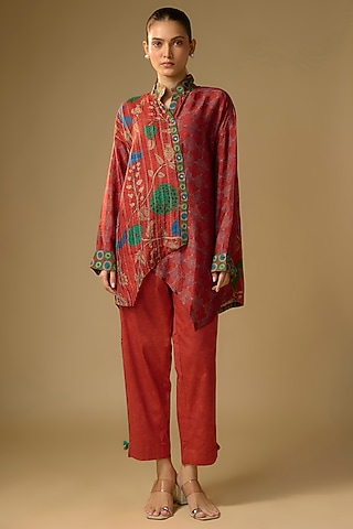 Red Slub Silk Kalamkari Printed Asymmetrical Shirt by SHRADDHA RAMBHIA