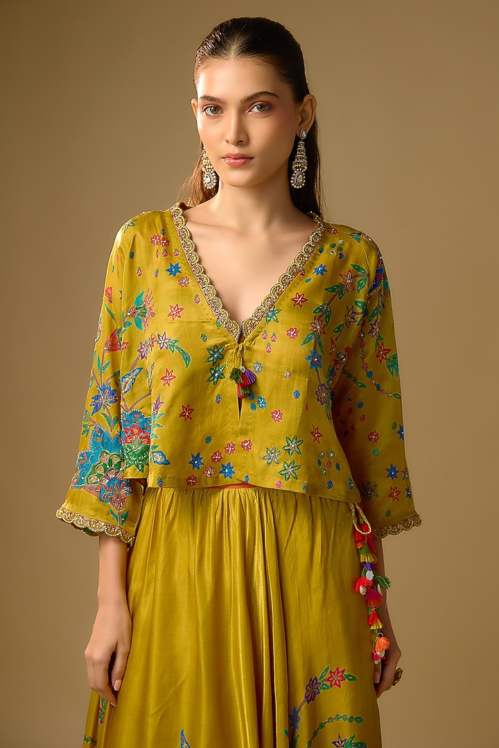 Mustard Gajji Silk Hand Embroidered & Floral Printed Lehenga Set by SHRADDHA RAMBHIA at Pernia's Pop Up Shop