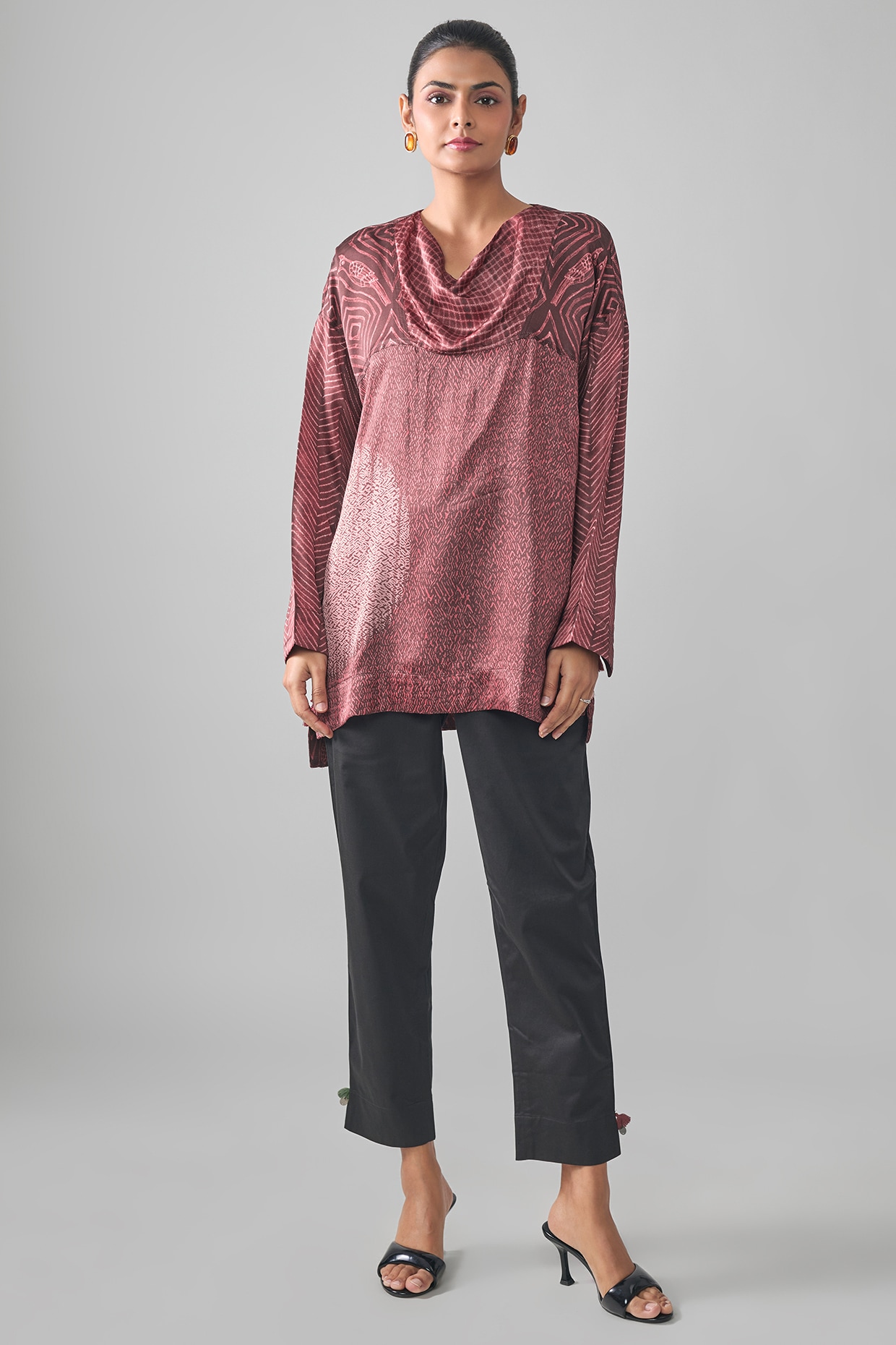 SHRADDHA RAMBHIA Wine Satin Raw Silk Shibori Printed Straight Short Kurta