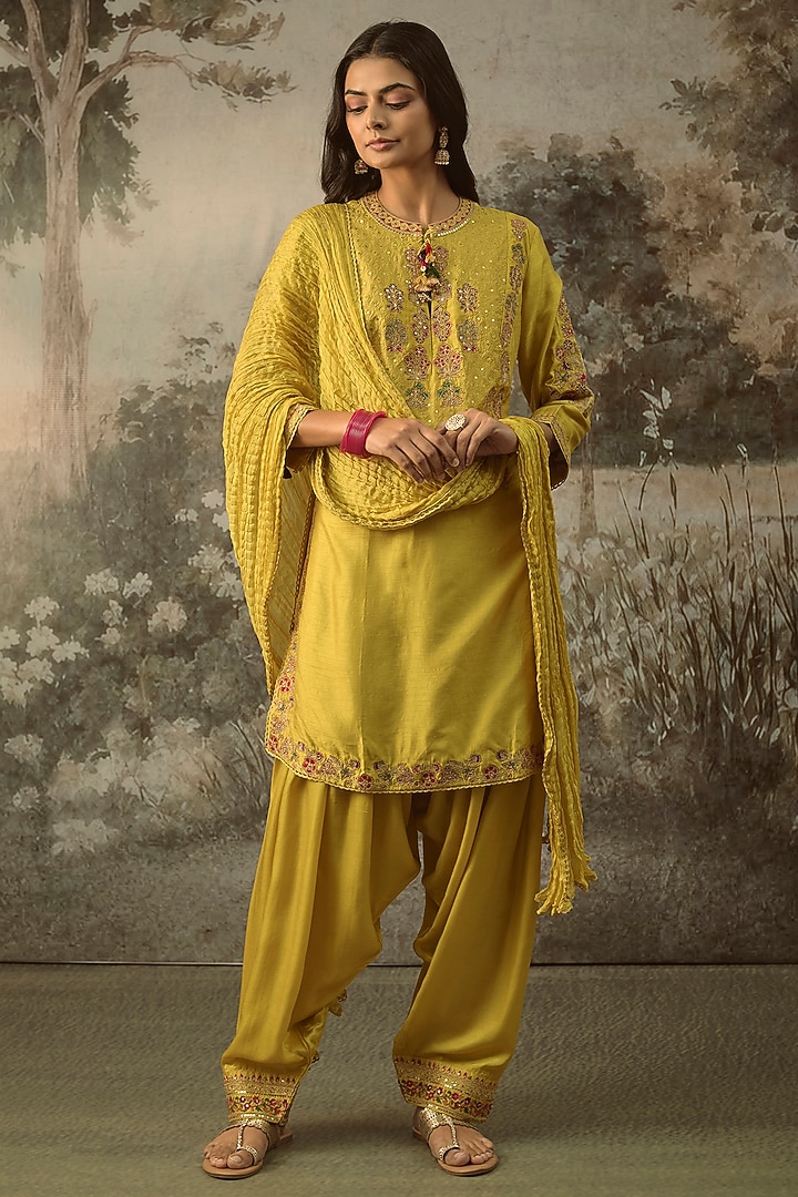 Mustard Vegan Slub Silk Resham Embroidered Kurta Set by SHRADDHA RAMBHIA at Pernia's Pop Up Shop