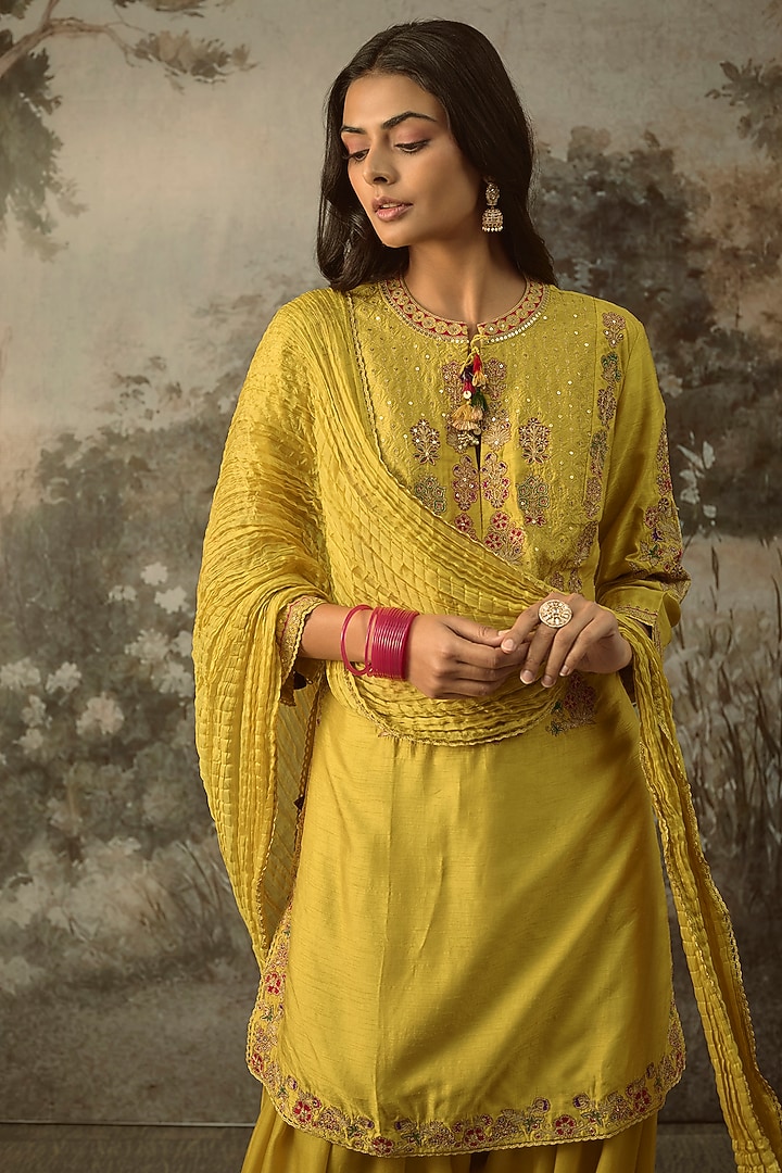 Mustard Vegan Slub Silk Resham Embroidered Kurta Set by SHRADDHA RAMBHIA at Pernia's Pop Up Shop
