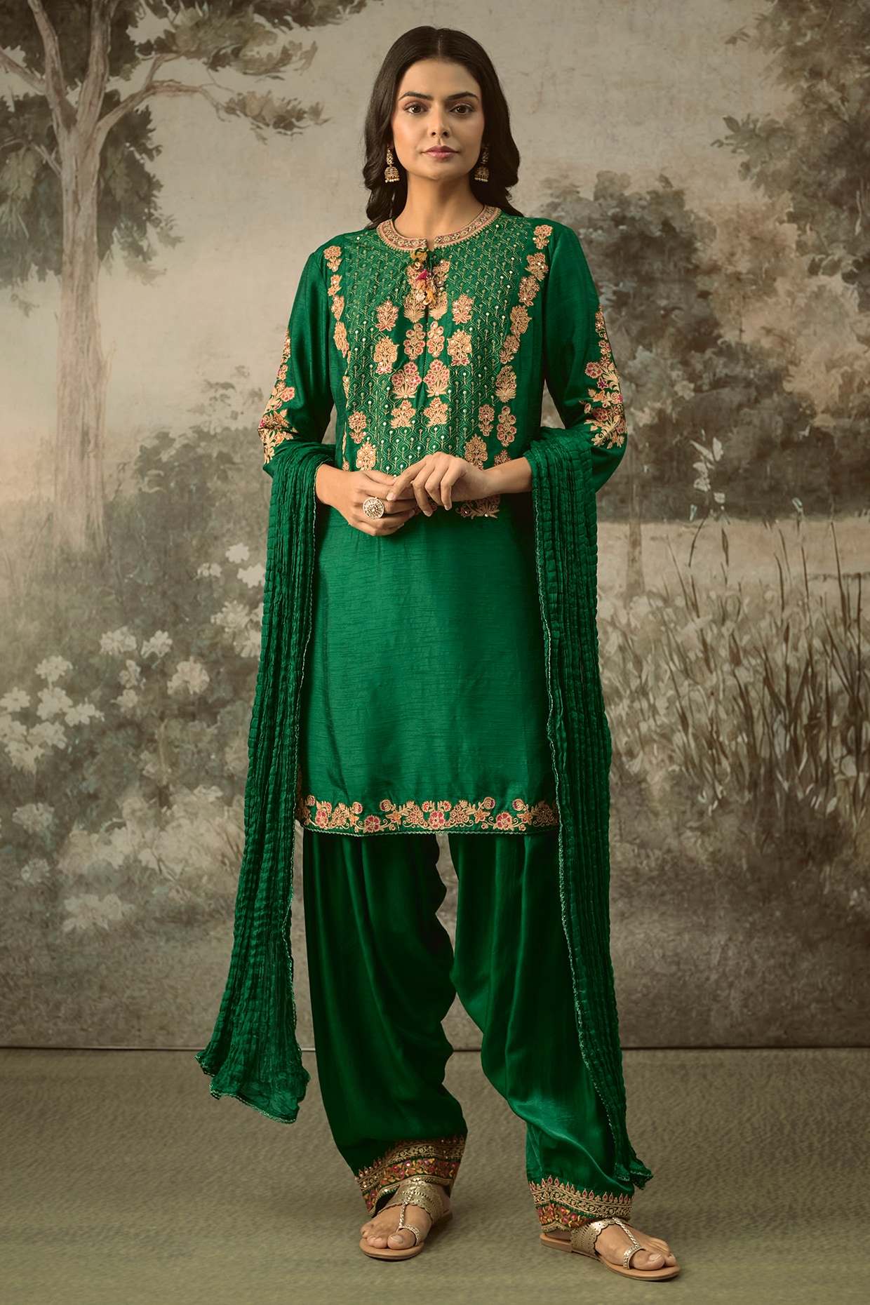 SHRADDHA RAMBHIA Green Vegan Slub Silk Resham Embroidered Kurta Set