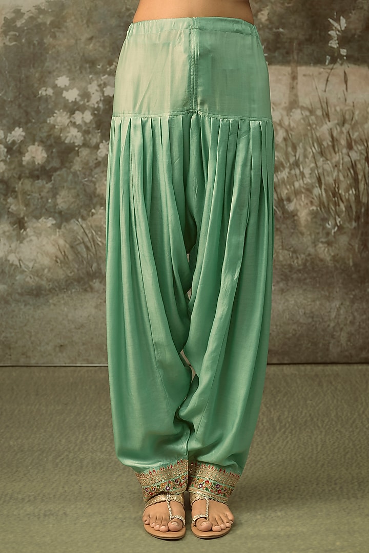 Duckegg Blue Vegan Slub Silk Resham Embroidered Kurta Set by SHRADDHA RAMBHIA at Pernia's Pop Up Shop