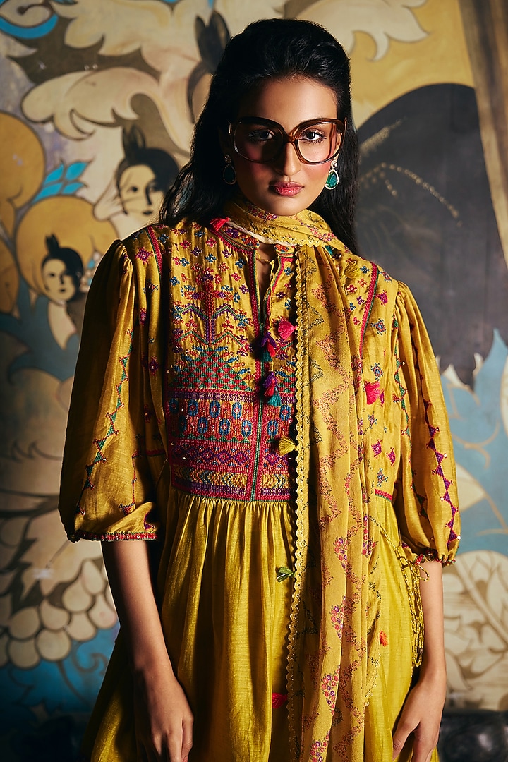 Mustard Yellow Linen Silk Cross-Stitch Embroidered Kurta Set by SHRADDHA RAMBHIA at Pernia's Pop Up Shop