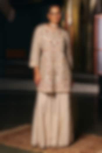 Ivory Vegan Slub Resham Embroidered Short Kurta Set by SHRADDHA RAMBHIA at Pernia's Pop Up Shop