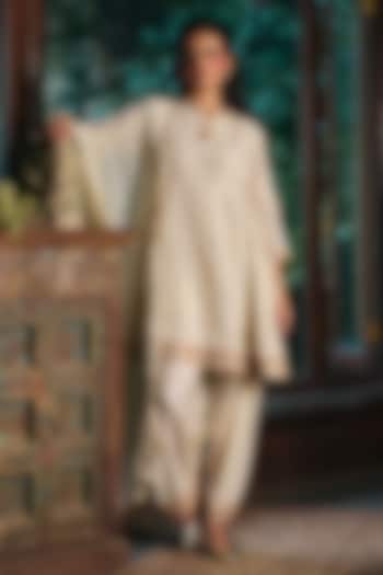 Ivory Fine Chanderi Tissue Lucknowi Embroidered Kurta Set by SHRADDHA RAMBHIA at Pernia's Pop Up Shop