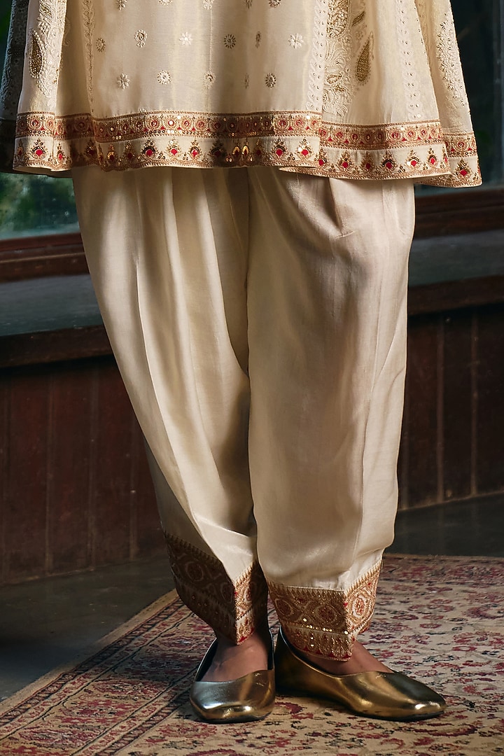 Ivory Fine Chanderi Tissue Lucknowi Embroidered Kurta Set by SHRADDHA RAMBHIA at Pernia's Pop Up Shop