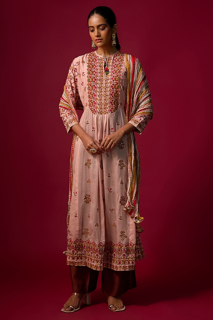 Blush Pink Linen Silk Resham Embroidered Kurta Set by SHRADDHA RAMBHIA at Pernia's Pop Up Shop