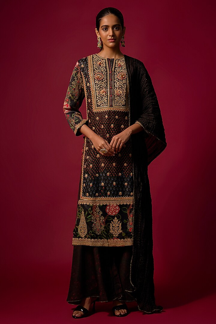 Black Gajji Silk Printed & Embroidered Kurta Set by SHRADDHA RAMBHIA at Pernia's Pop Up Shop