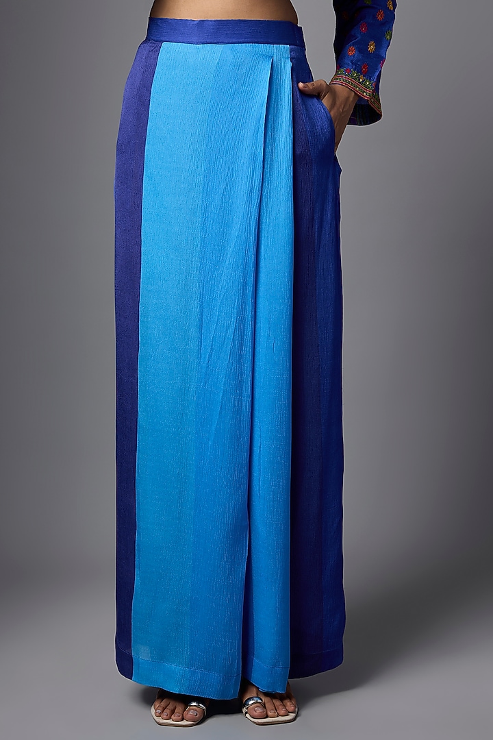 Blue Slub & Satin Printed Jacket Set by SHRADDHA RAMBHIA at Pernia's Pop Up Shop